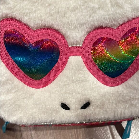 Kids' Fuzzy Heart Sunglasses Bag - Picture 2 of 7